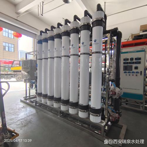 純凈水方案的嚴謹賦能 瑞泉設備矩陣中的精準構建與使命邏輯